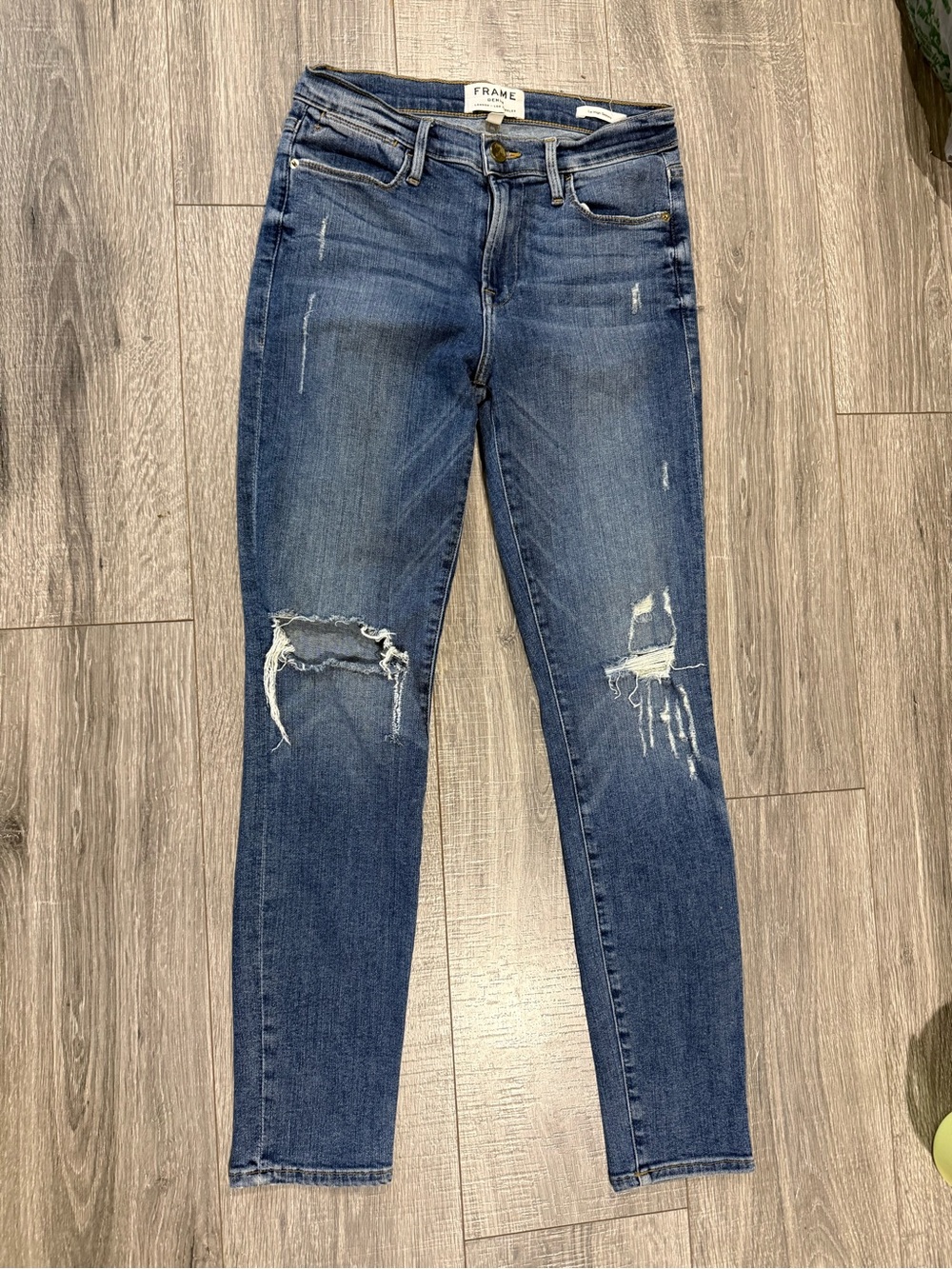 Frame Denim Skinny Jeans in Distressed Dark Blue Wash